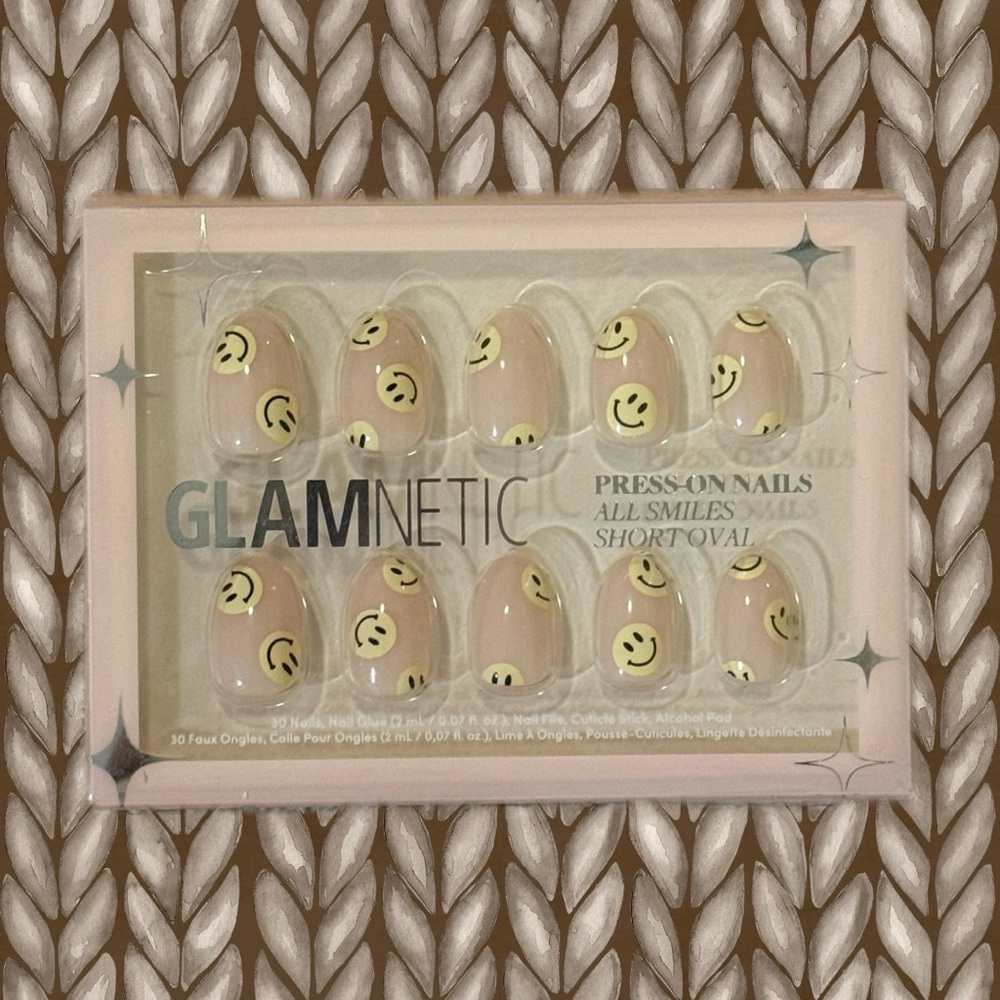 Glamnetic All Smiles Press-On Nails
